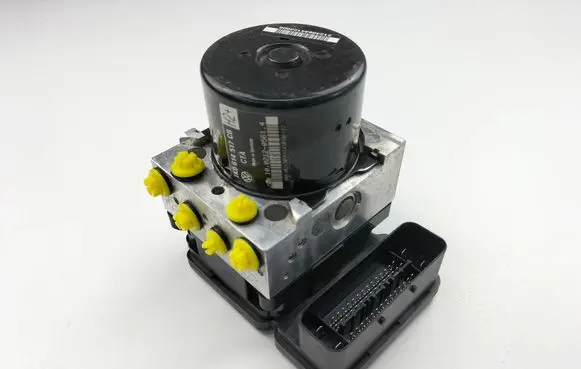 Volkswagen Golf VI ABS Pump 1K0907379AT 1K0614517CB 10021205614