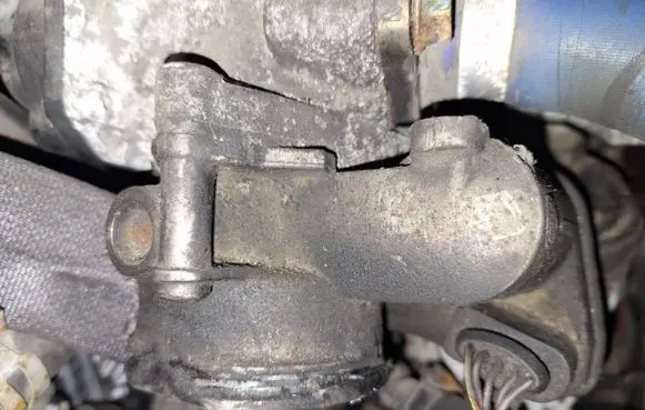 Dodge Journey Throttle valve 03g128063b