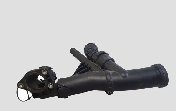 Volkswagen Golf VII Engine coolant pipe/hose TH737792J