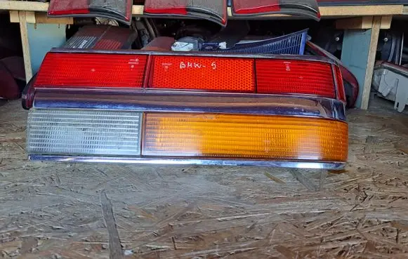 BMW 5 E28 Rear/tail lights 0153321R3 E10153321R3 0053321R38