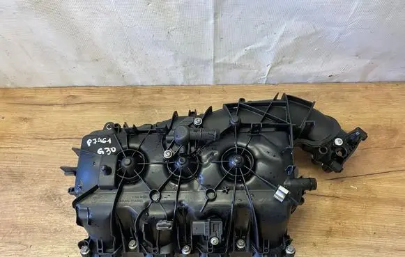 BMW 5 G30 G31 G38 Intake manifold 8647975