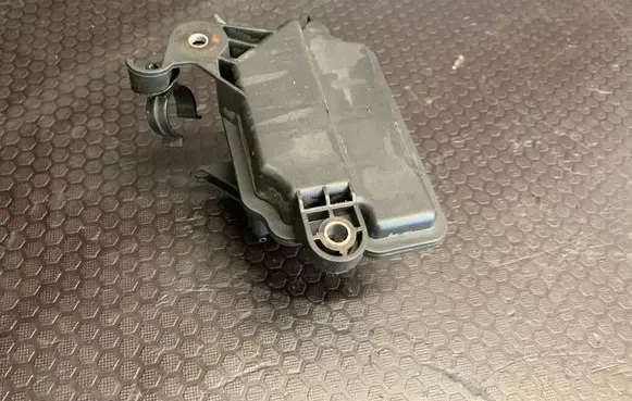 Ford Galaxy Vacuum air tank 9646411180