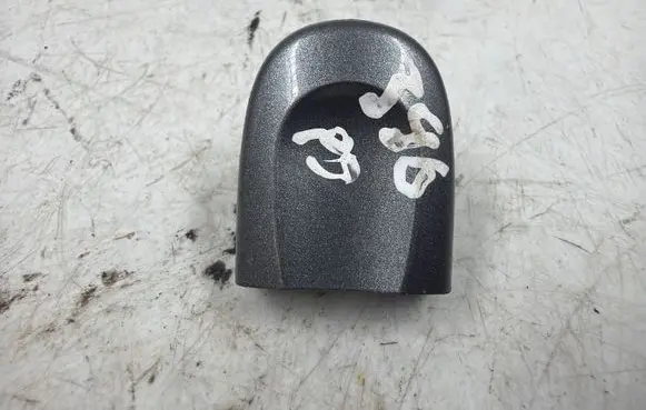 Volkswagen Golf V Front door handle cover 1K5839167