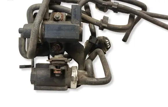Volkswagen Sharan Turbo solenoid valve 1J0906627A 72290325 05T298
