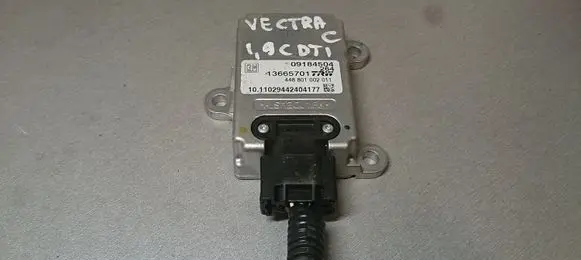 Opel Vectra C ESP acceleration yaw rate sensor 09184504 13665701 448801002011