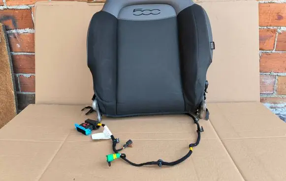 Fiat 500X Front driver seat L0483697AA