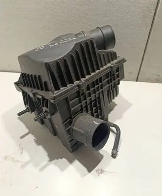 Renault Master III Air filter box 165008632R 70345275