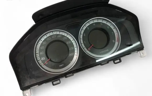 Volvo V70 Speedometer (instrument cluster) 31296368AB