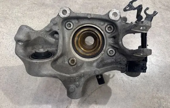 Audi e-tron Rear wheel hub 4K0505460C 4KE505432C