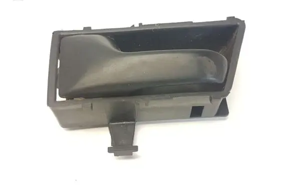 Volkswagen Jetta II Front door interior handle 321837235A