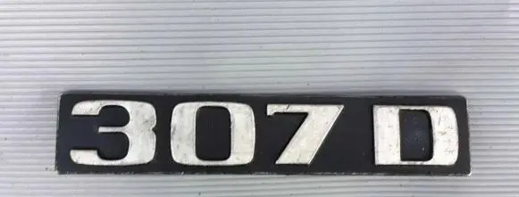 Mercedes-Benz T1 Front door emblem/model letters 307D