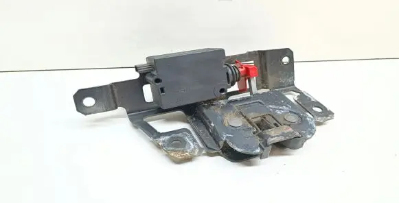 BMW X3 E83 Tailgate/trunk/boot lock/catch/latch 7201561 51247201561
