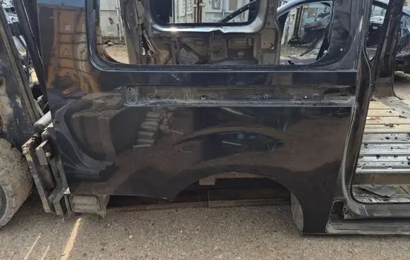 Peugeot Traveller Rear quarter panel 