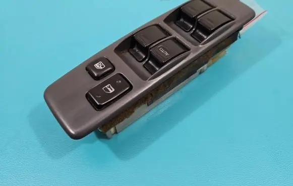 Toyota RAV 4 (XA10) Electric window control switch IMPRK1379269