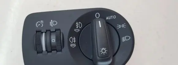 Audi Q3 8U Light switch 8U2941531A