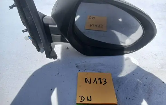 Mazda 2 Front door electric wing mirror