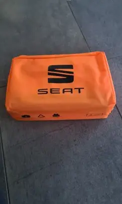 Seat Alhambra (Mk2) First aid kit UNR27
