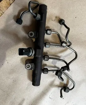 Renault Scenic III - Grand scenic III Fuel main line pipe H8200704217