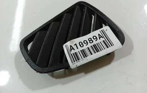 Opel Astra G Dash center air vent grill 90560326