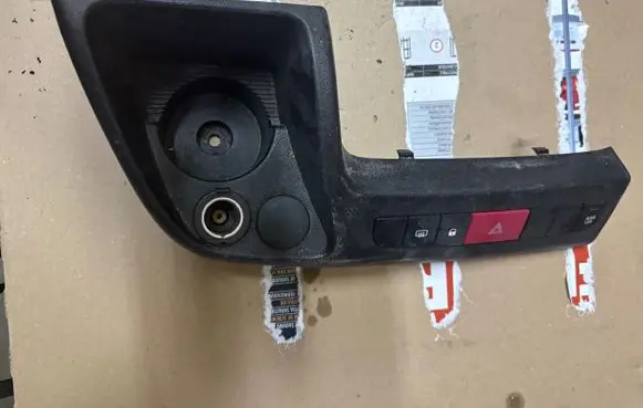 Peugeot Boxer Cup holder 1308184070 ST4518