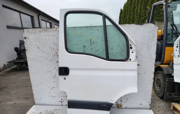 Nissan Interstar Front door 