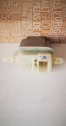 Renault Laguna III Heater blower motor/fan resistor 271502060R 52426558 29406032