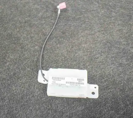 Maserati Ghibli Keyless system antenna P68226365AA