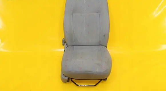 Volkswagen Transporter - Caravelle T5 Front driver seat 7H0881588