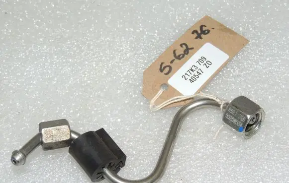 Suzuki SX4 S-Cross Fuel injector supply line/pipe 1574279J80