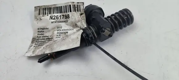 Volkswagen Phaeton Fuel injector 0414720220