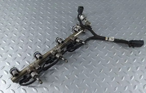 Cadillac XTS Fuel injectors set 12634126 12629928 12634125
