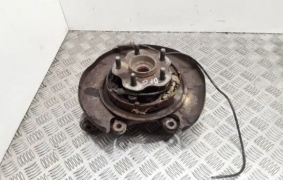 Nissan Murano Z50 Rear wheel hub spindle/knuckle 