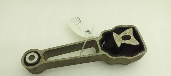 Volvo XC60 Engine mount bracket 30680474