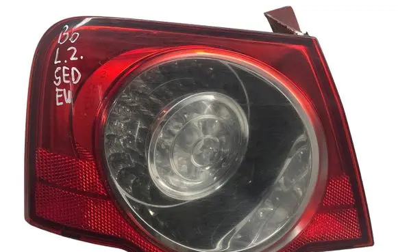 Volkswagen PASSAT B6 Rear/tail lights 3C5945095C