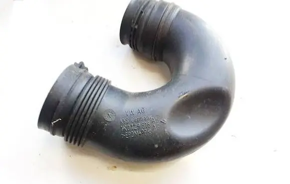 Volkswagen Golf V Air intake hose/pipe 1k0129618ae