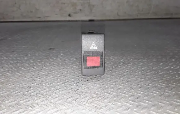 Audi A4 S4 B5 8D Hazard light switch 3B0953235B