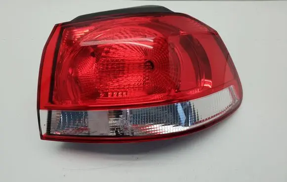 Volkswagen Golf V Rear/tail lights 89500681 43879