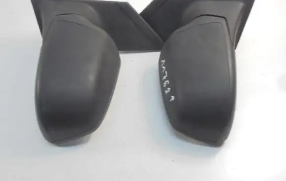 Ford Focus C-MAX Manual wing mirror 014292