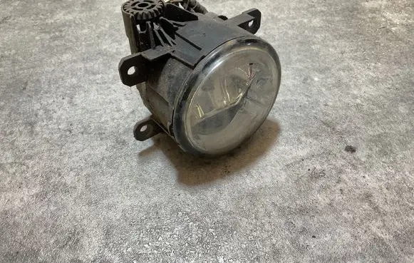 Iveco Daily 6th gen Front fog light 89211690
