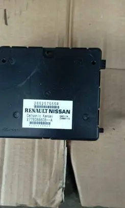 Renault Clio IV Other control units/modules 285257555R