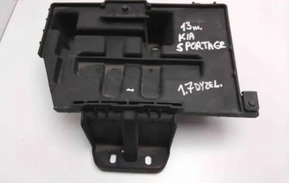 Battery box tray
