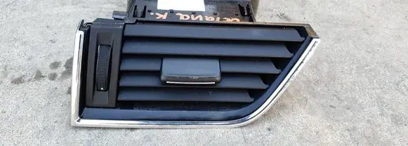 Skoda Octavia Mk3 (5E) Dashboard side air vent grill/cover trim 5E0819701 5E0819701A