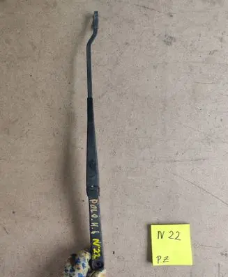 Volkswagen Polo III 6N 6N2 6NF Front wiper blade arm 28478291