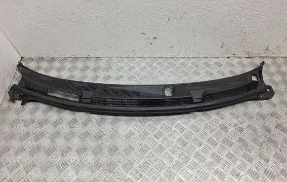 Nissan Micra Windshield trim 66862BC41A