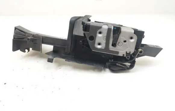 Ford C-MAX II Front door lock AM5AU21813DB