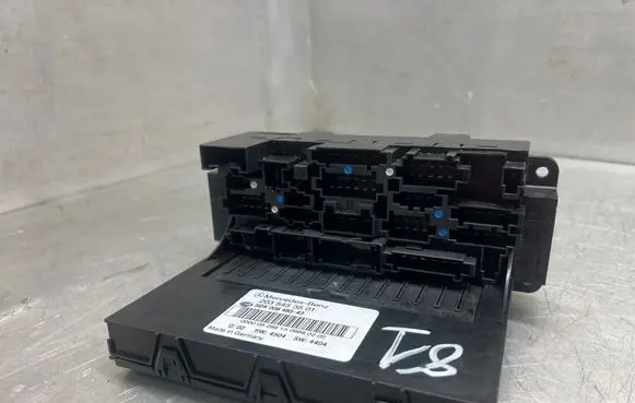 Mercedes-Benz C W203 Fuse module 2035453501 5DK00848543