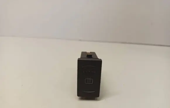 Volkswagen PASSAT B5 Windscreen/window heater switch 3B0959621E