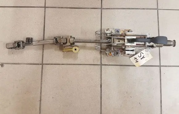 Seat Ibiza III (6L) Steering wheel axle 300458702