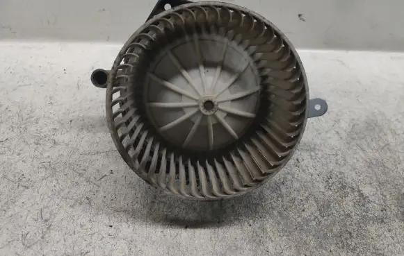 Nissan Terrano Heater fan/blower