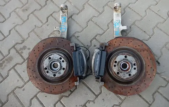 Mercedes-Benz ML W166 Front wheel hub
